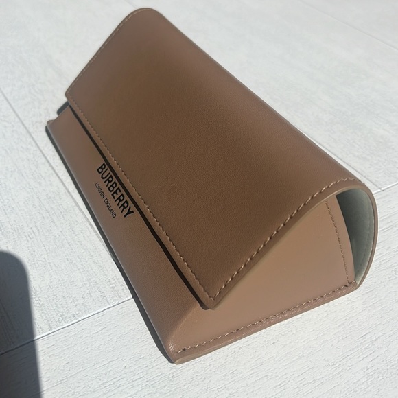 BURBERRY Eyewear Aviator Sunglasses - Picture 5 of 10